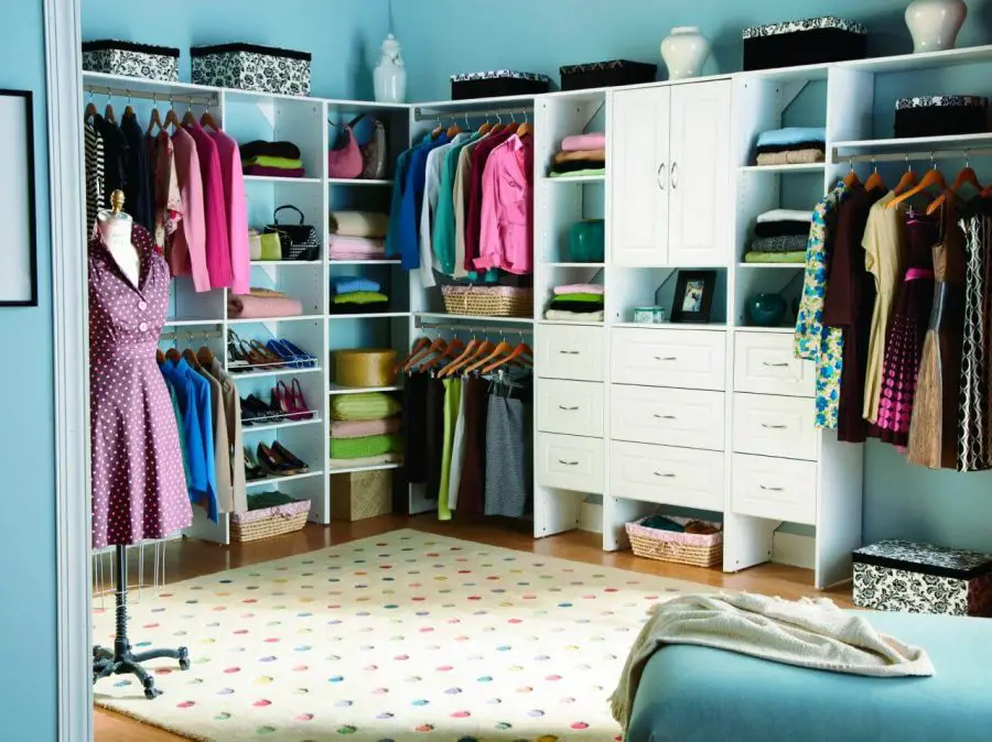 how to organize closet