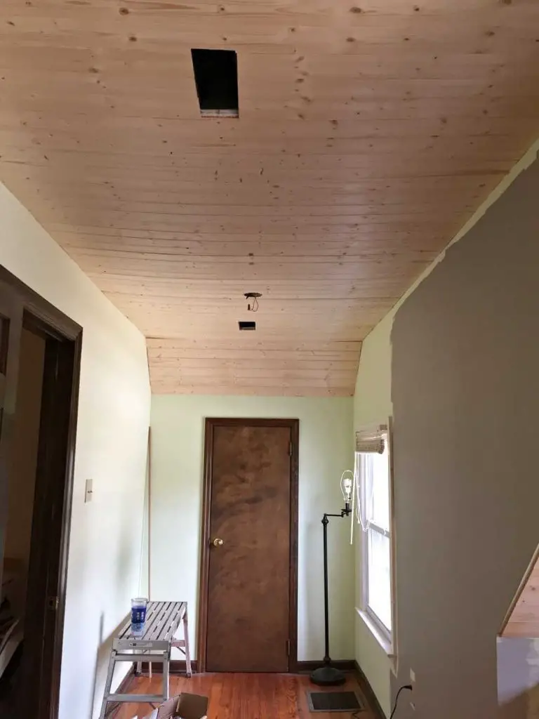 How to Remove Popcorn Ceiling Easily MaterialSix