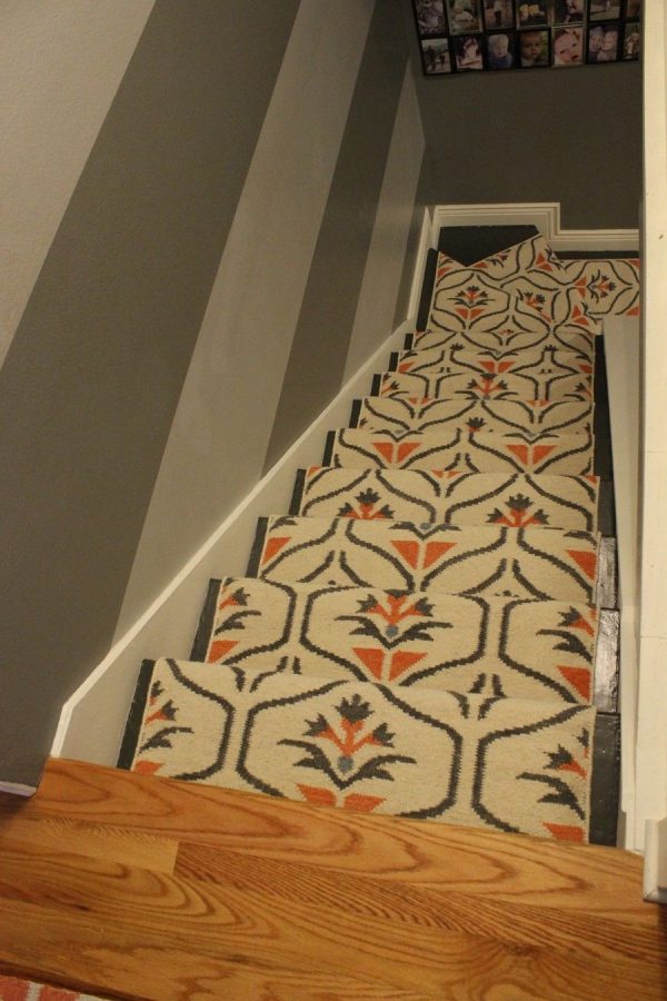 Remove Carpet Runner from Stairs