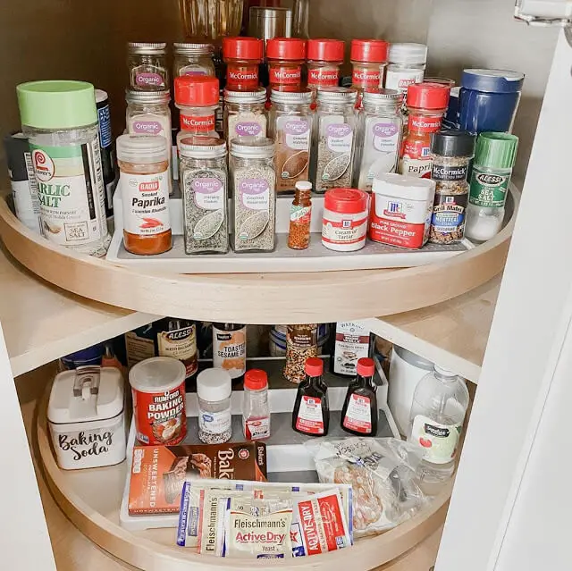 Lazy Susan Shelves