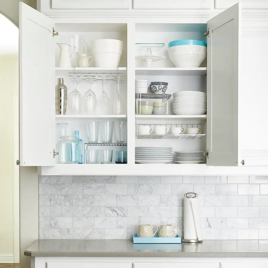 How to organize kitchen cabinets