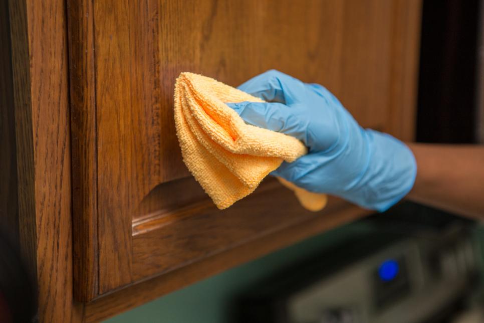 clean the cabinets before painting - how to paint kitchen cabinets without sanding