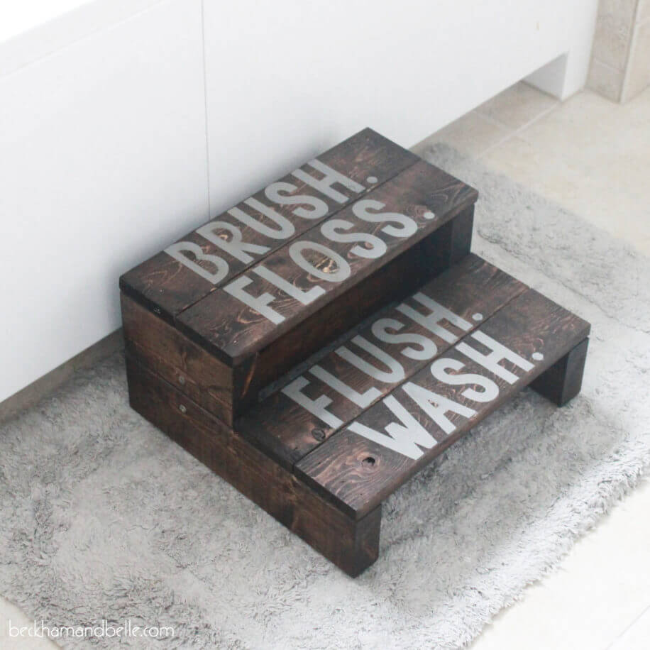 2x4 wooden bathroom step stool - diy 2x4 wood projects