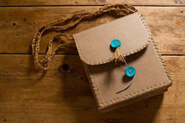 Cardboard Shoulder Bag - Cardboard Box Ideas