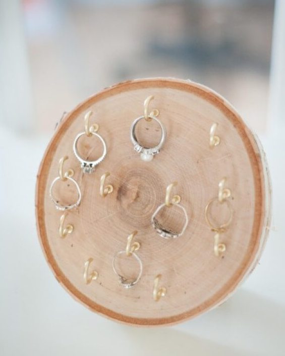 Wood Round RIng Holder - Easy DIY