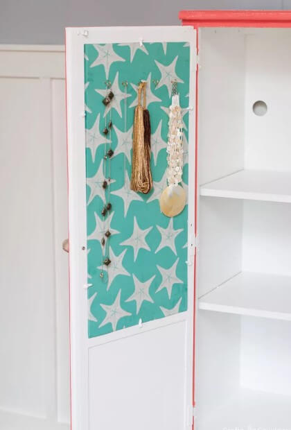 Fabric Covered Corkboard Makeover