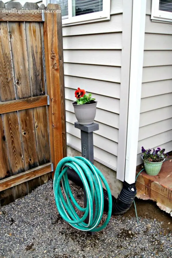 Garden Hose Storage - diy 2x4 wood projects