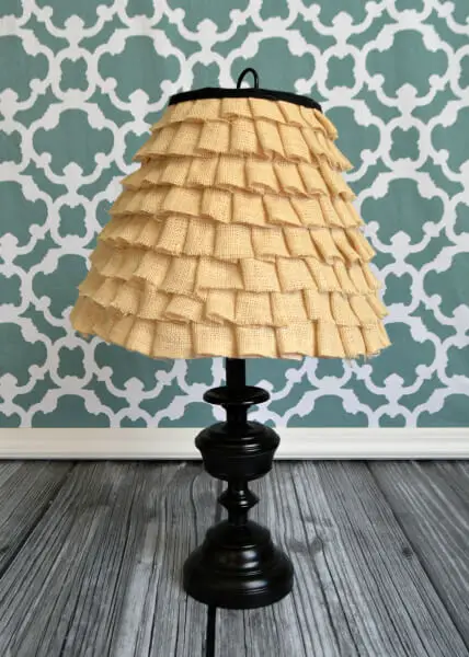 DIY Lampshade Makeover Ideas - Ruffle Lamp