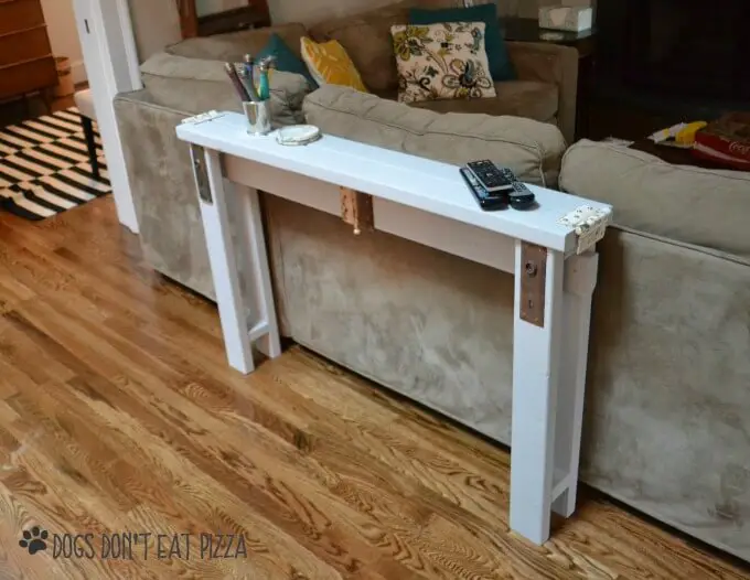 DIY Sofa Table from 2x4s