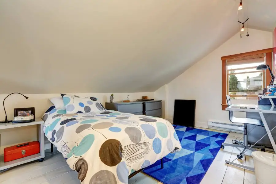 Low Ceiling Attic Bedroom Ideas