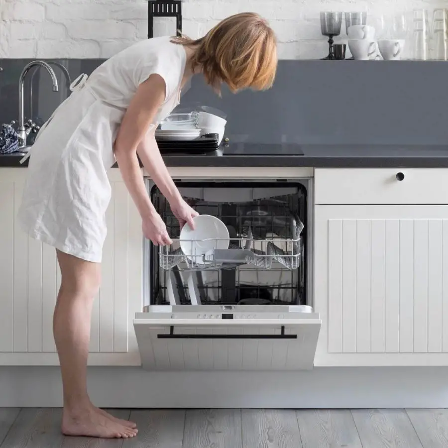 how to clean dishwasher