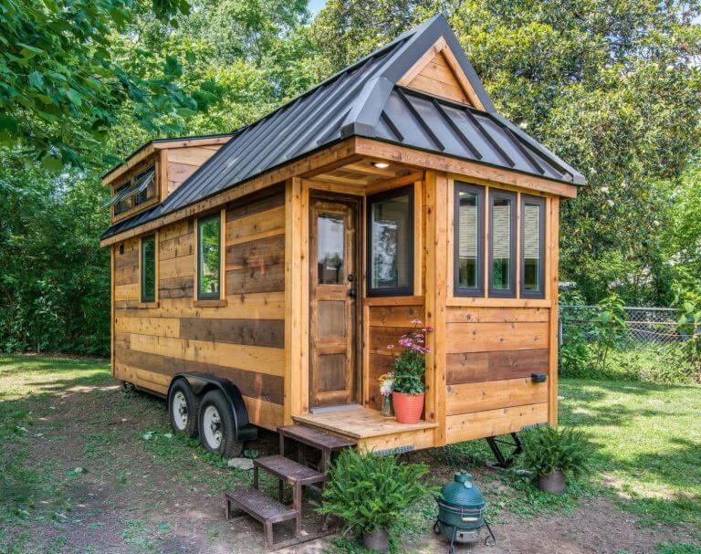 How to build a tiny house