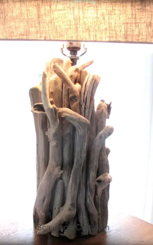 Easy Driftwood Lamp