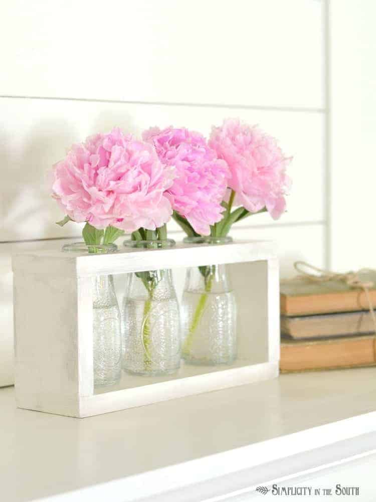 Farmhouse Style Vase Holder