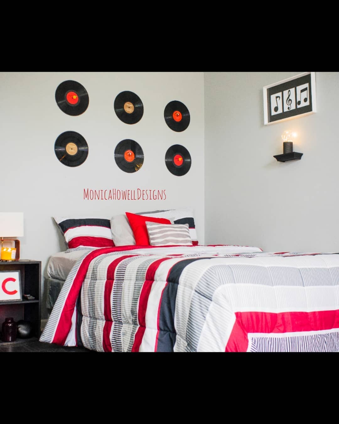 30+ Music Themed Bedroom Design and Decor Ideas - MaterialSix