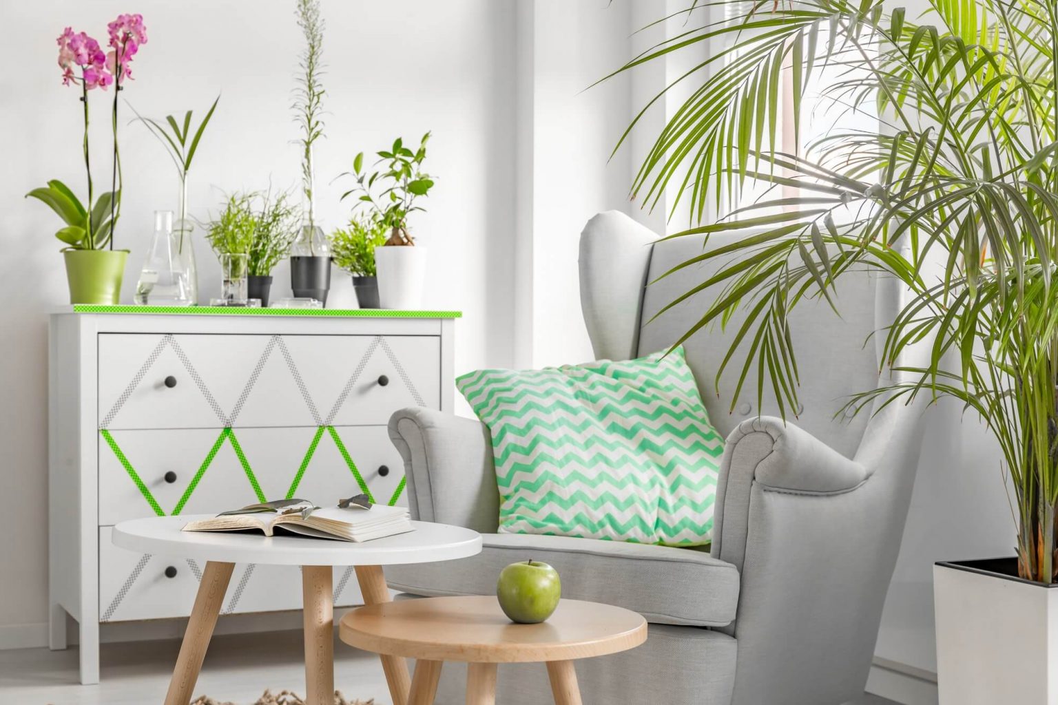 20 Best Small Living Room Decor Ideas On A Budget (with Photos)
