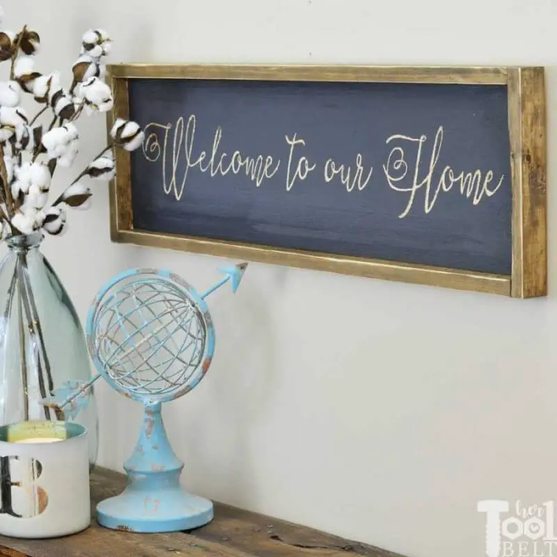 wooden-farmhouse-sign - dremel projects