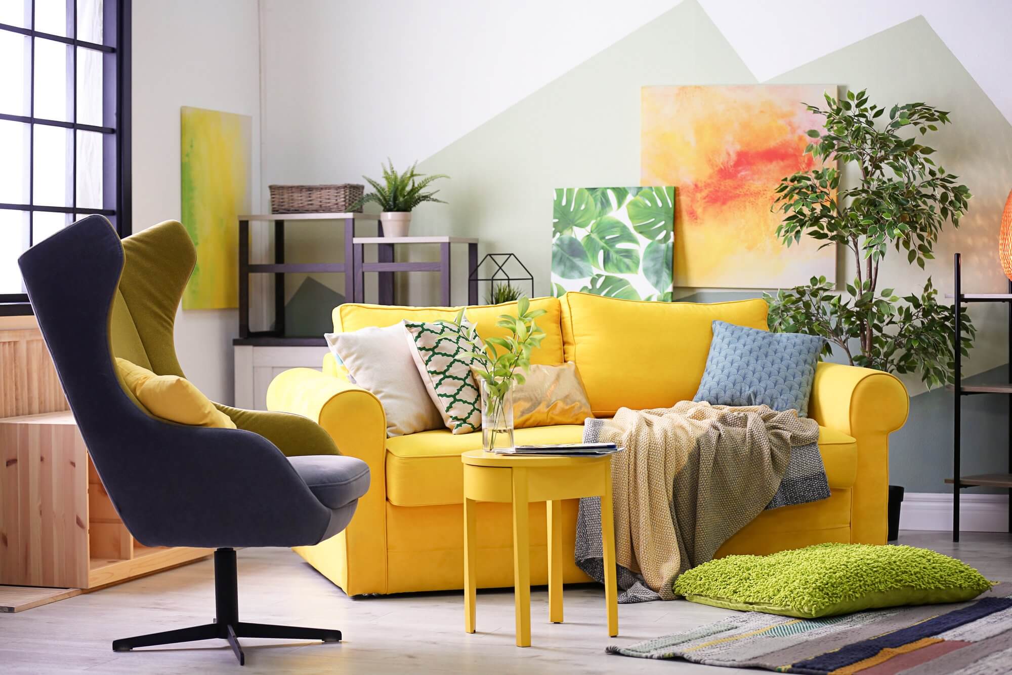 Wall-Painted Artwork - Living Room Decor Ideas