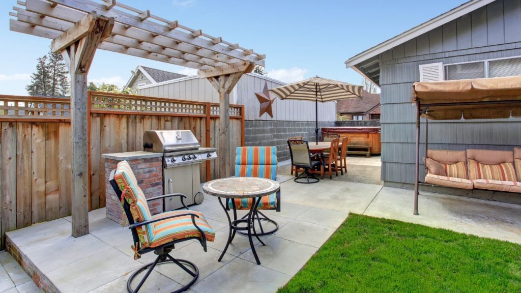 21 Beautiful Backyard Landscaping Ideas On A Budget