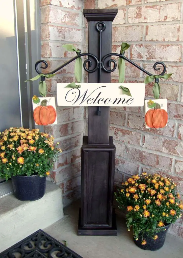 Funny Front Porch Signs to Welcome an Autumn