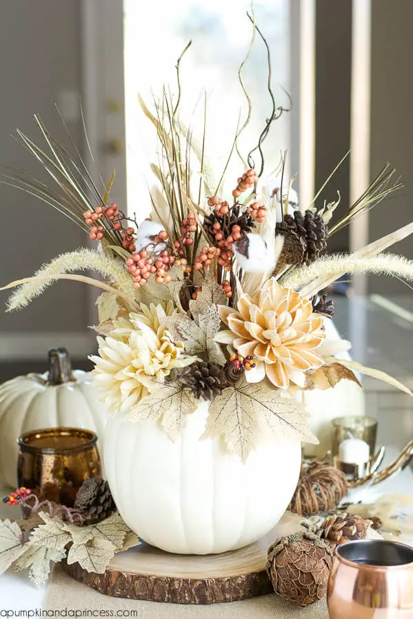 White-Pumpkin-Vase - Wildflowers and berries for centerpieces