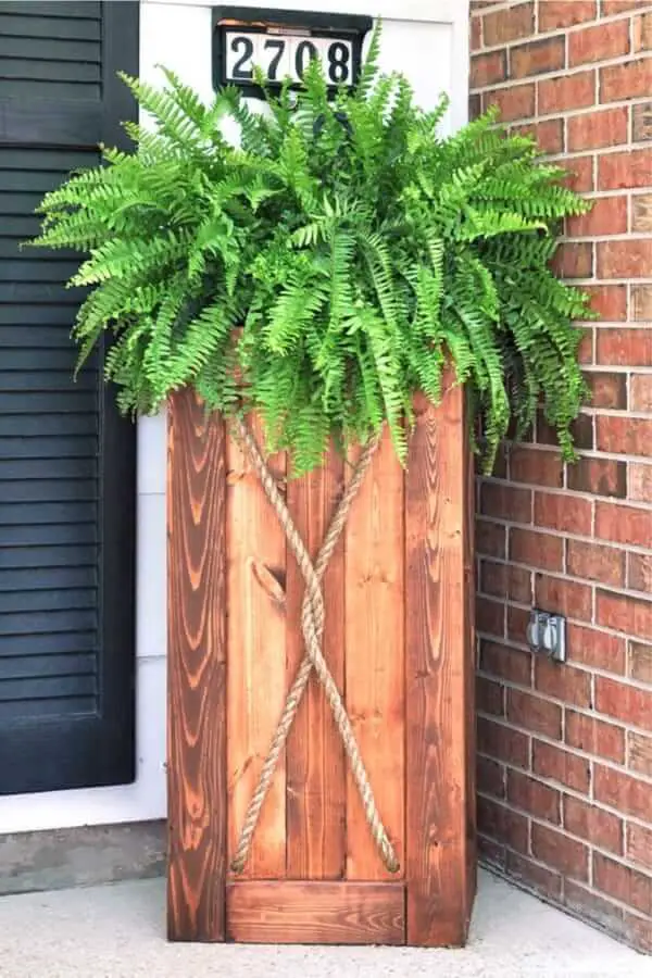 Bulky Planter Box - tall-planter-ideas