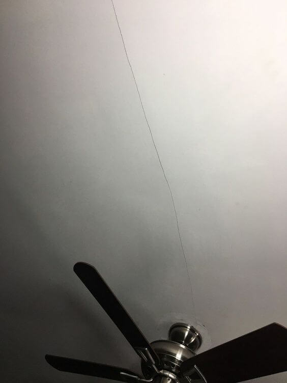 Straight ceiling cracks