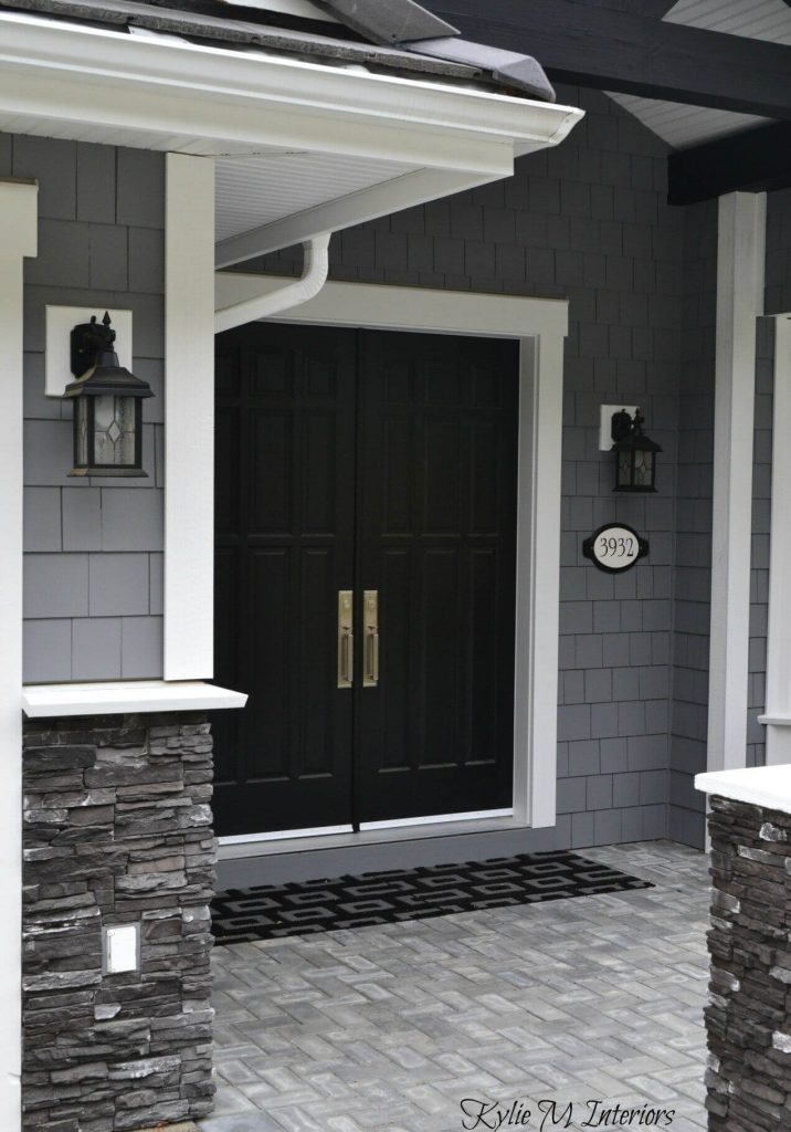 20 Beautiful Front Door Colors For A Gray House