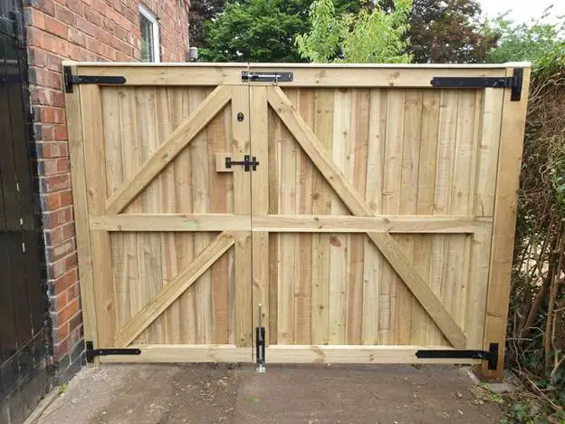 DIY Driveway Gate Ideas