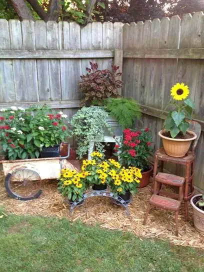 Vintage Corner Garden Style