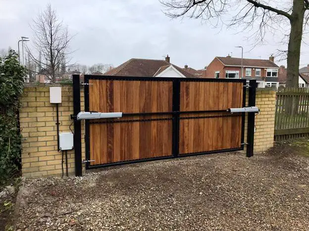 Simple Driveway Gate Ideas