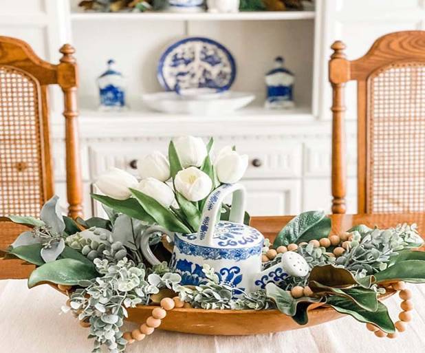 Display an Antique Teapot Creatively