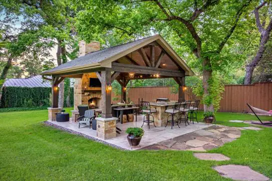 Outdoor Kitchen and Fireplace - Free standing patio cover ideas