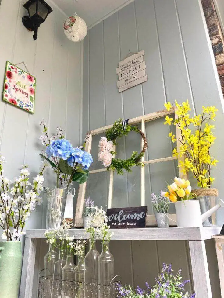 Adorable Springtime Display Bench