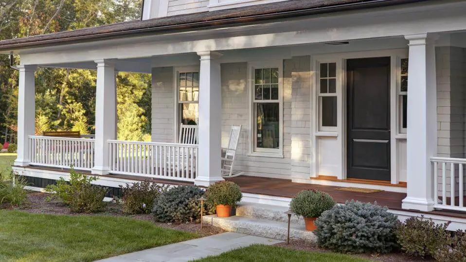 What Is the Difference Between a Porch, Deck