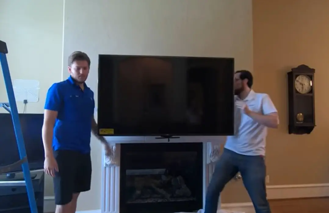 how to mount a flat screen tv over the fireplace2