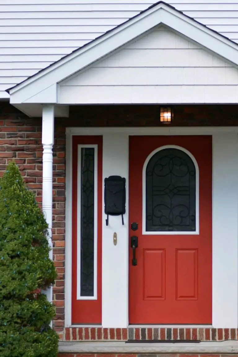 40+ Stunning Front Door Color Ideas For Red Brick House