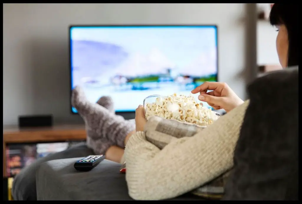 5 Best Chairs For Watching TV Which One Is More Comfortable?