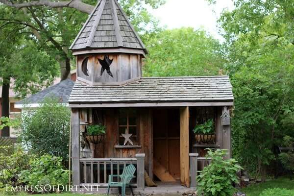 Harry Potter garden shed