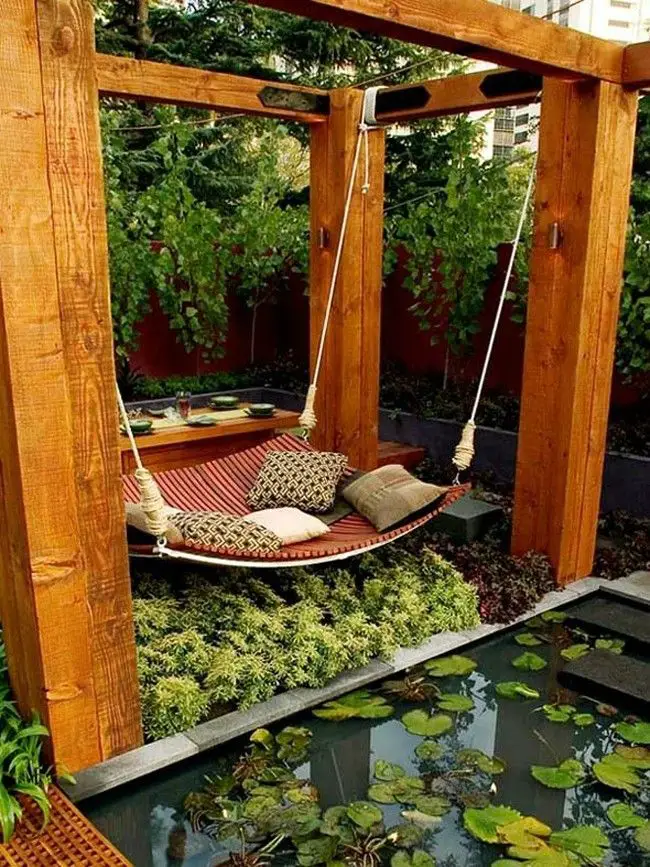 Hammocks and Swings - Outdoor Patio Ideas