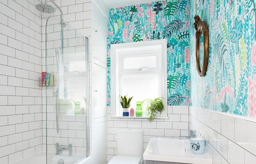 relaxing bathroom wallpaper ideas