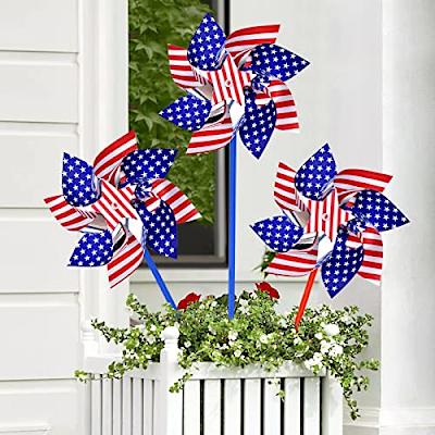 22 Stunning DIY 4th of July Outdoor Decorations - Star-shaped Decorations