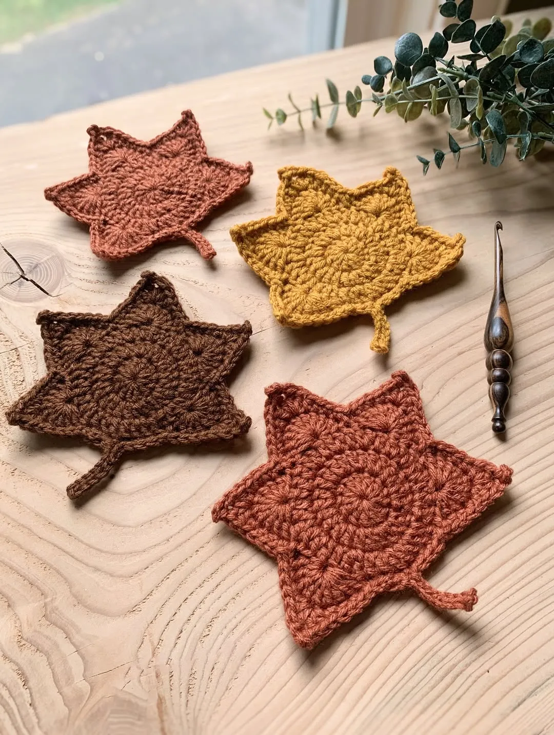 23 Cozy Crochet Fall Decor Ideas for a Warm and Handmade Home