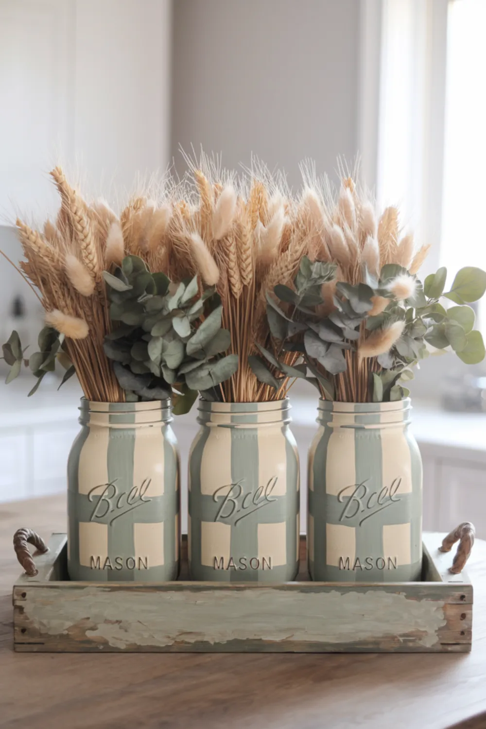25 Easy Fall Mason Jar Crafts for Cozy Autumn Decor