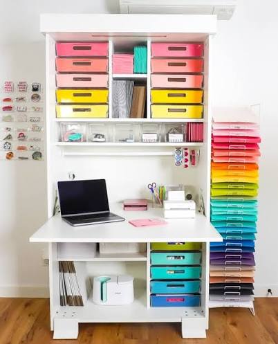 15 Clever Craft Room Organization Ideas (From Tiny Corners to Dream “Tiny Warehouses”)