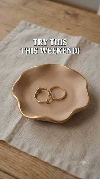 Wavy Gold-Edged Clay Ring Dish